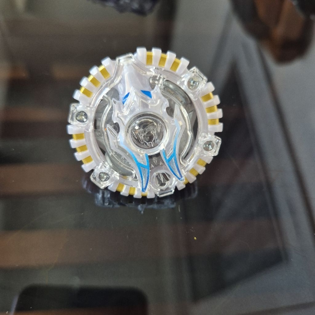 Beyblade Burst Anubis