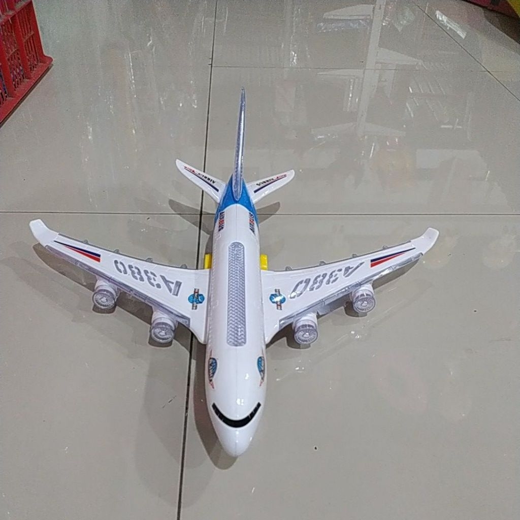 Mainan Pesawat Airbus A380 Besar