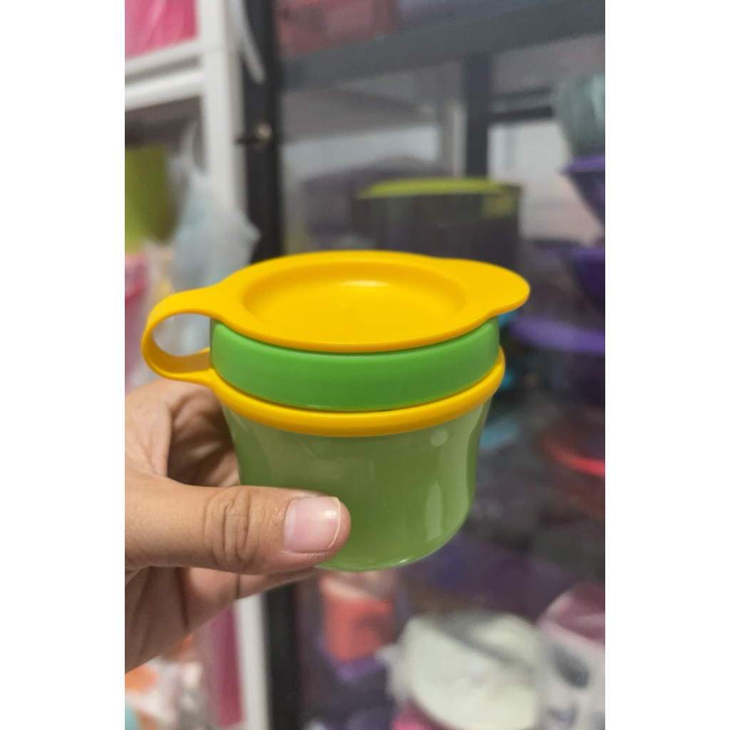 Tiwi todz Snack Cup Tupperware new