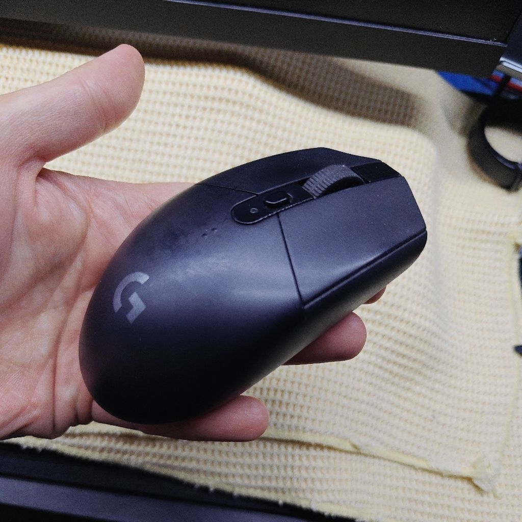 Logitech G304 Second