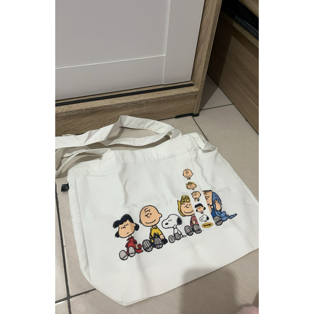 NEW Tote Bag Snoopy Peanuts Family White