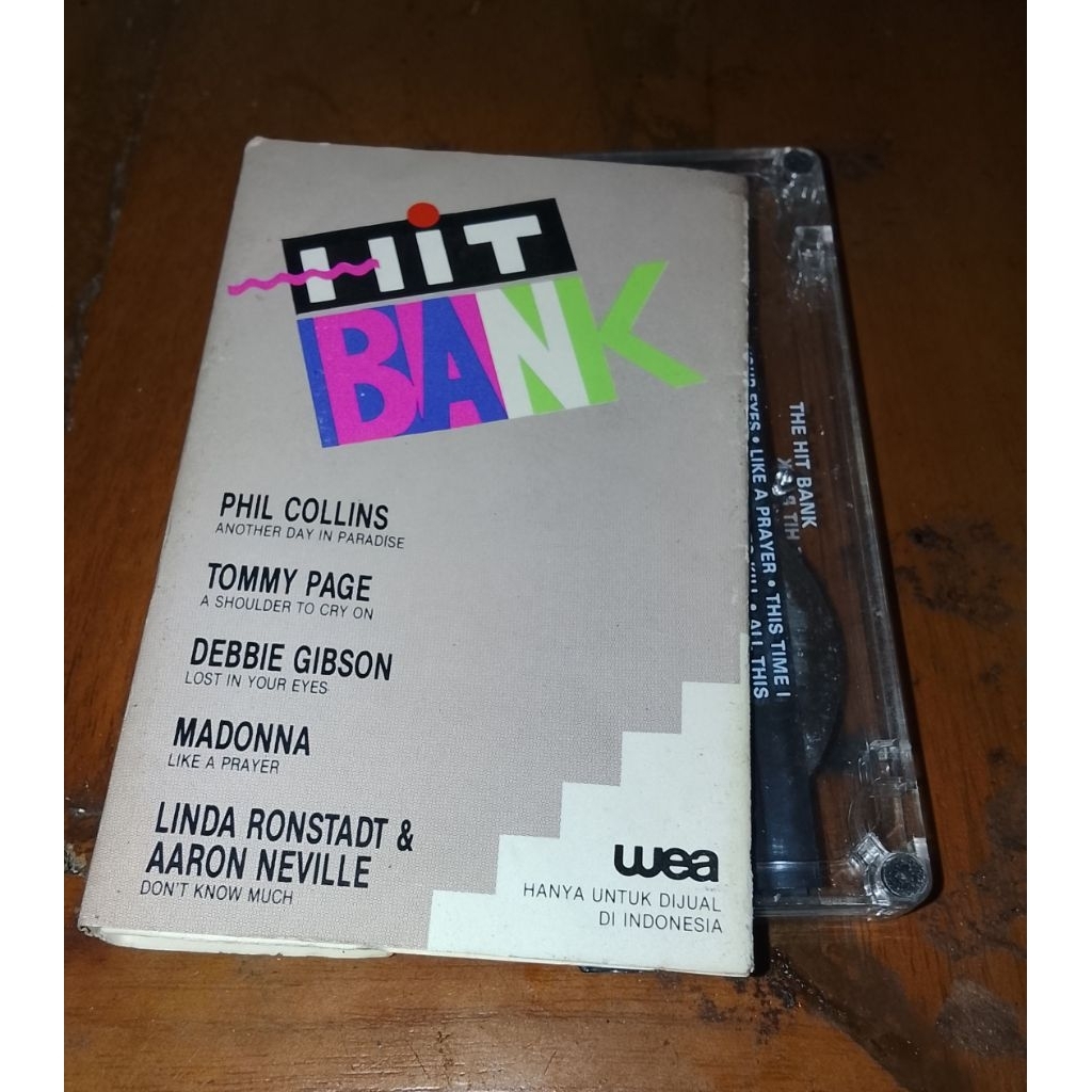 Kaset pita Hit bank