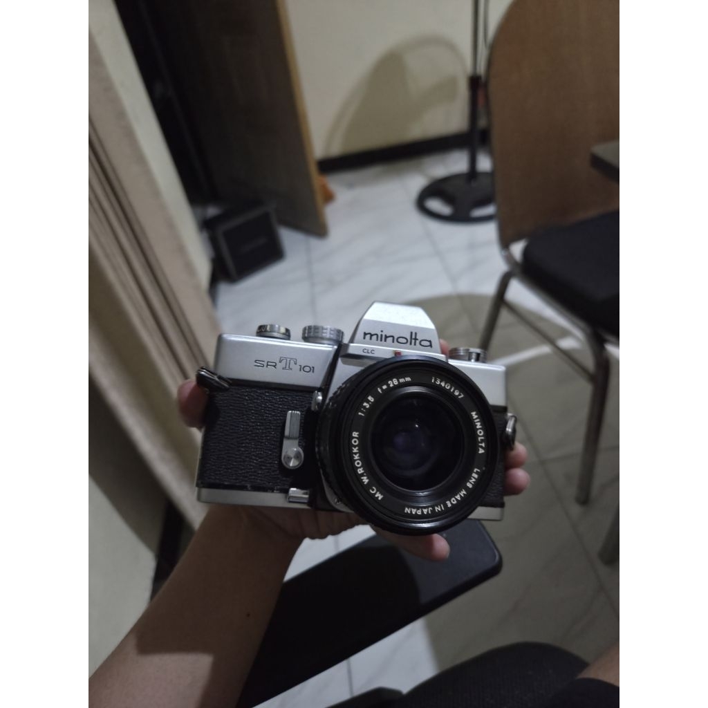 Kamera Analog Minolta SRT 101