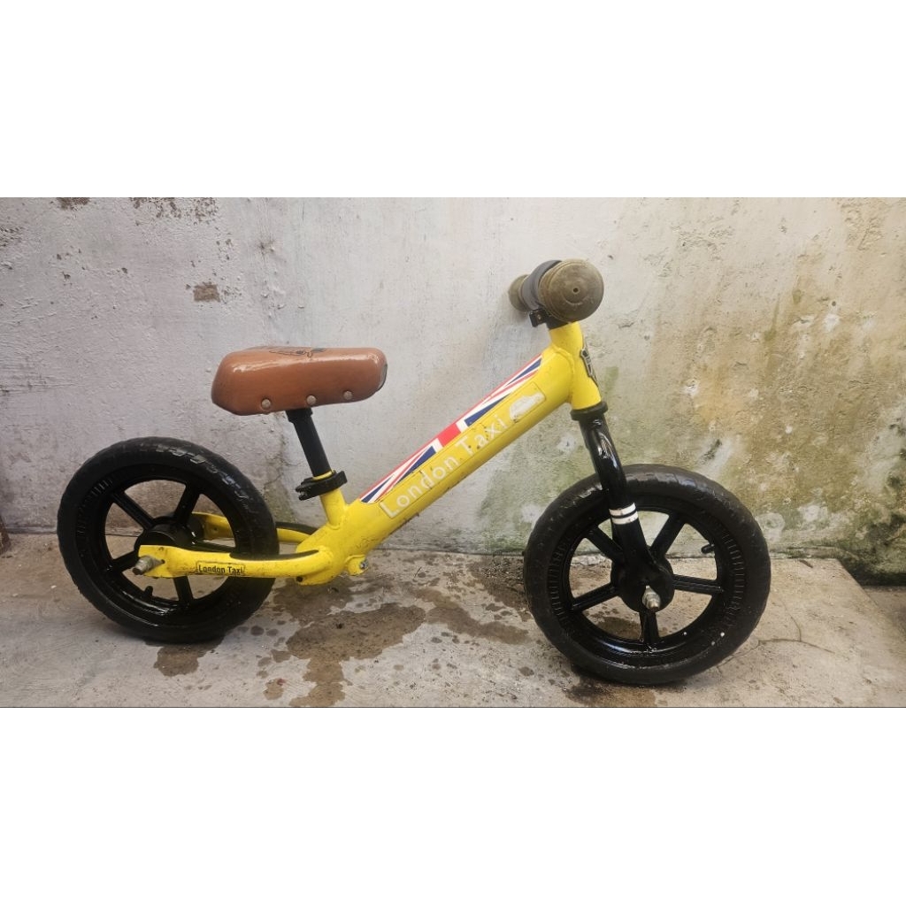Balance Bike London Taxi BEKAS