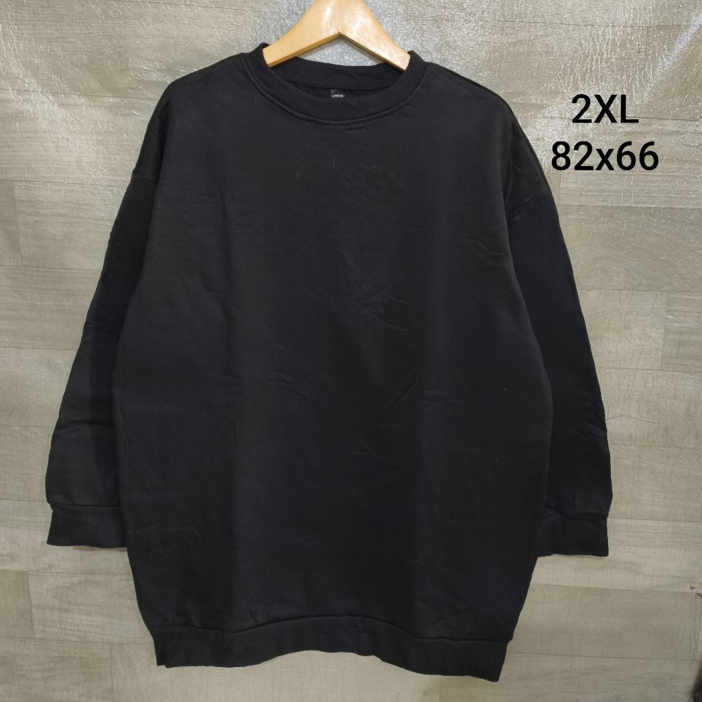 Sweater Crewneck SHEIN Basic Black Big Size