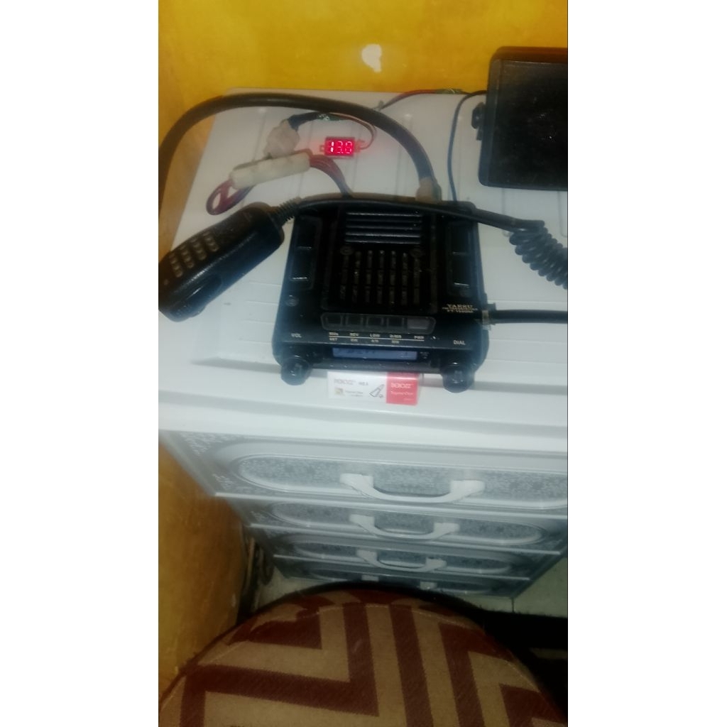 radio komunikasi Rig