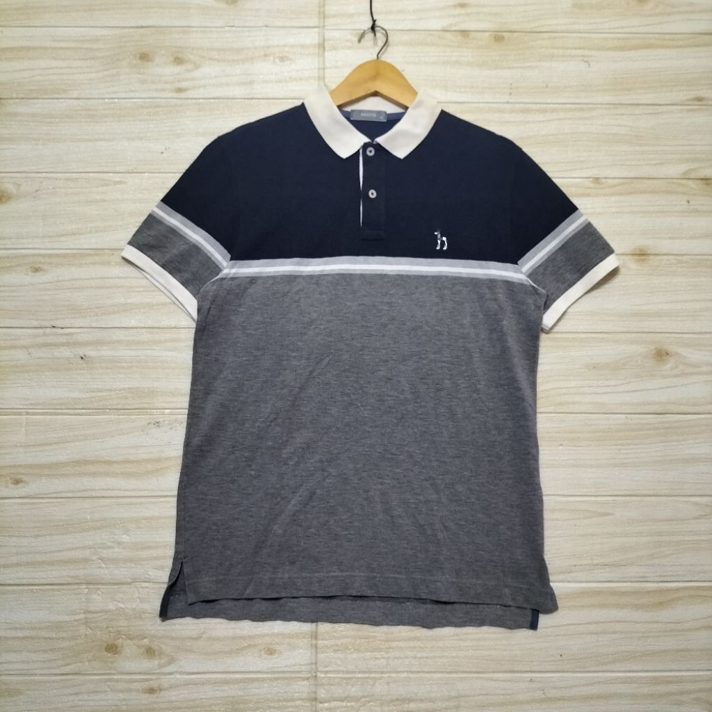 770. Polo shirt kaos  HAZZYS  Size M   LD106