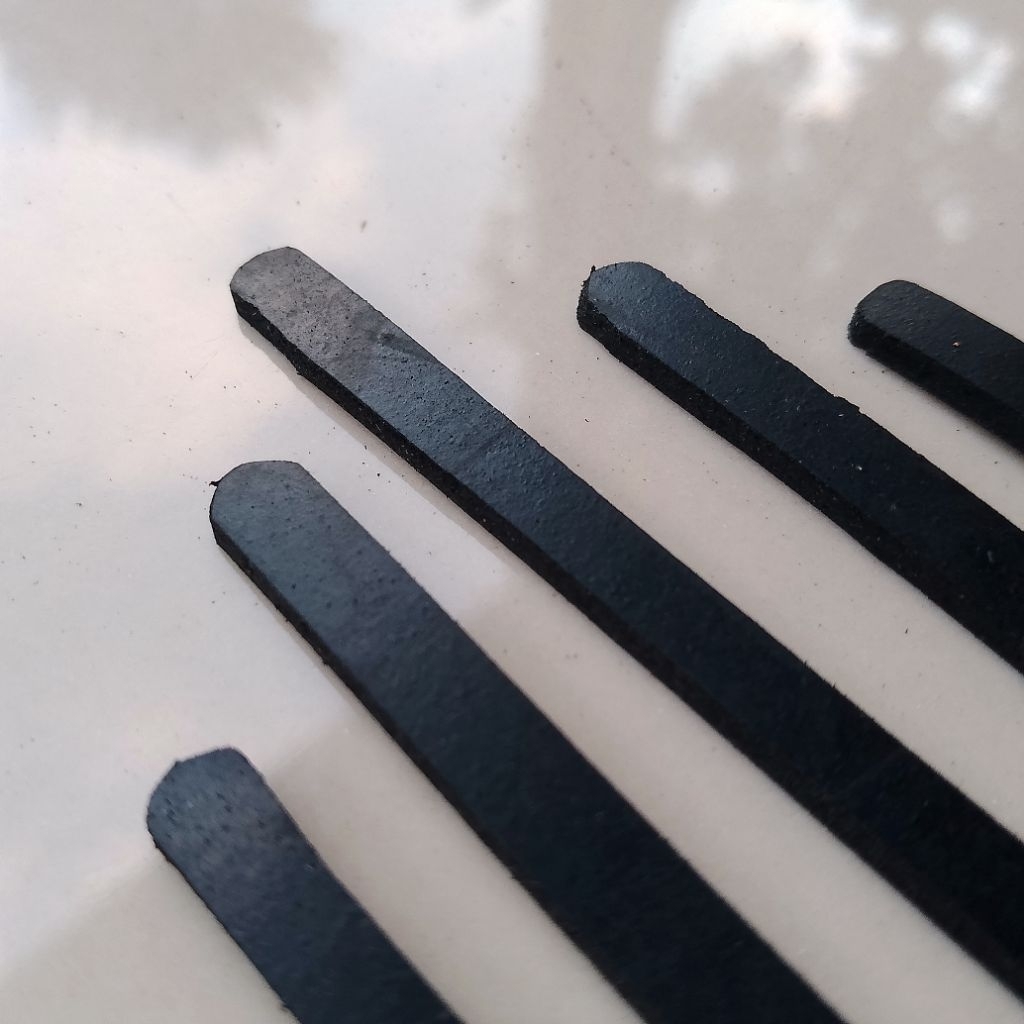 DIY Karet Kaki Laptop Dell 5320 | Rubber Feet Anti Slip | Dudukan Bawah | Harga Satuan | Universal