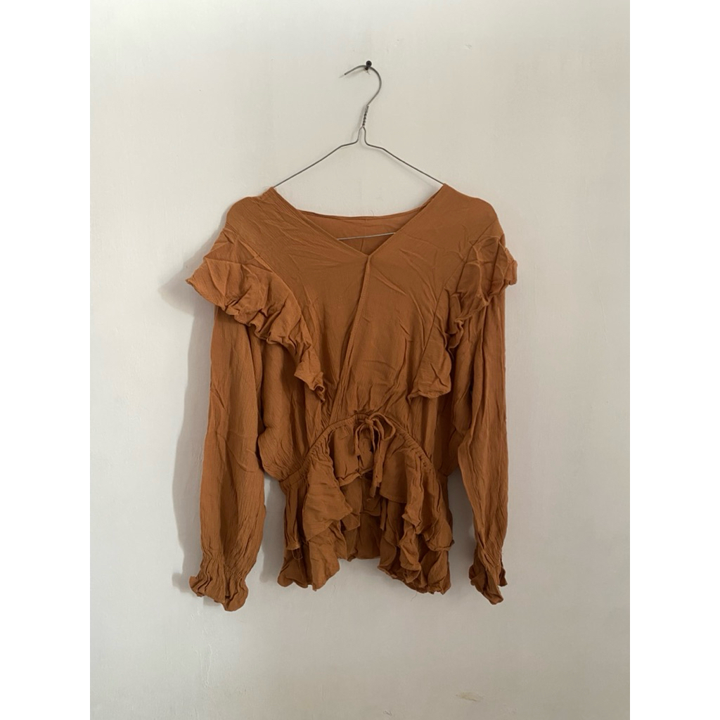 Preloved Blouse Coklat Ruffle