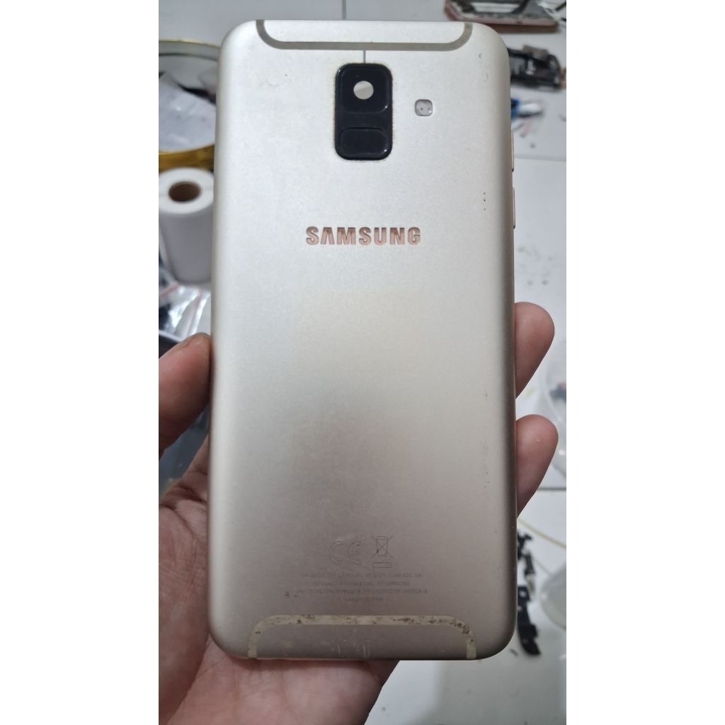 BACKDOR CASSING BEKAS SAMSUNG A6 2018 COPOTAN