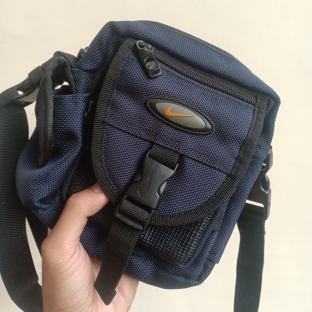 Tas Slingbag Nike Vintage