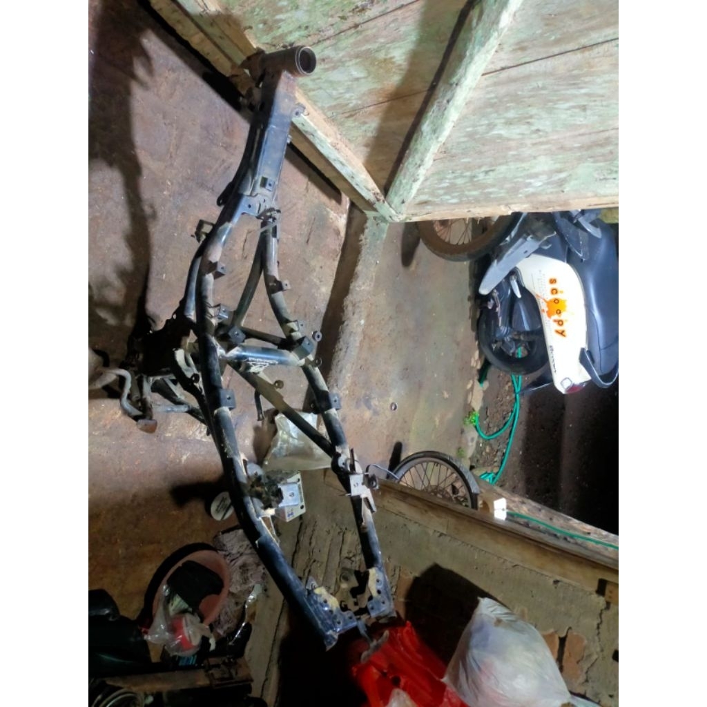 Rangka mx king 150 v1