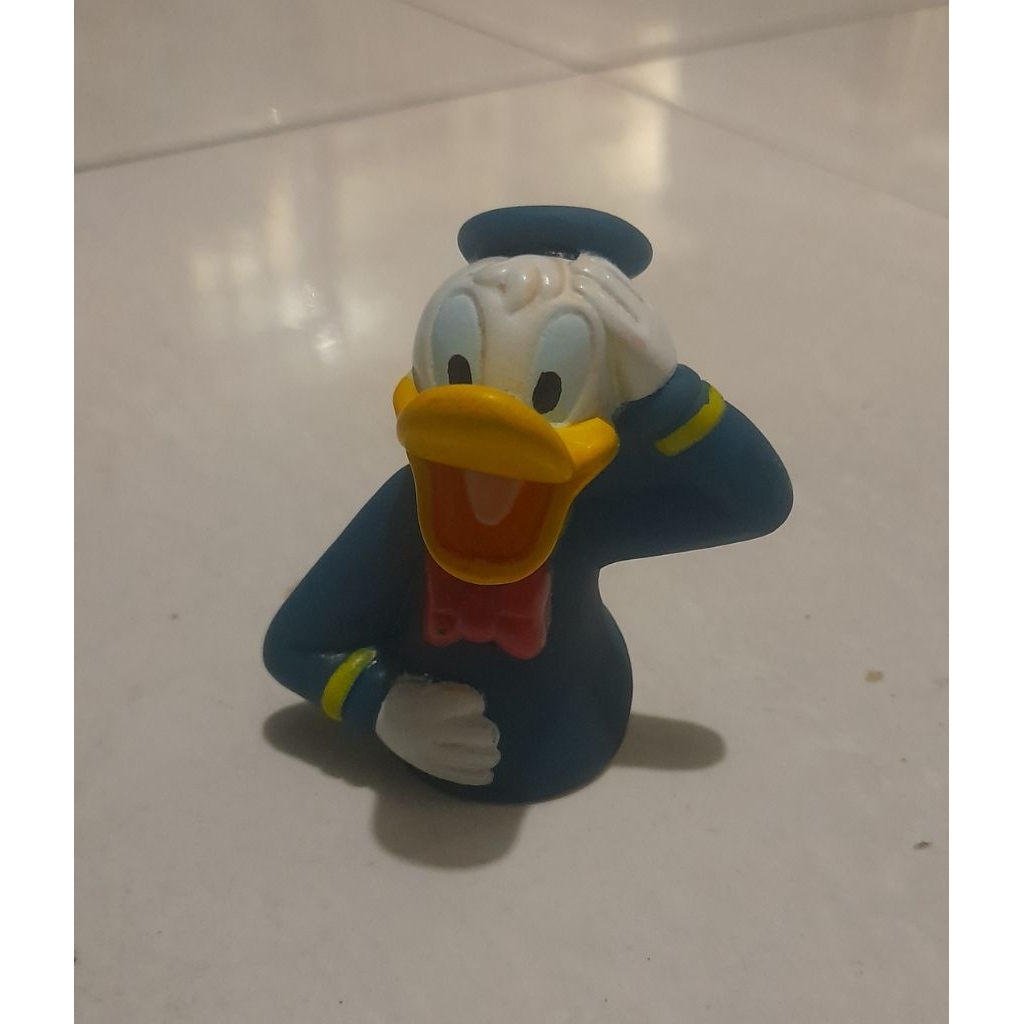 Figure donald duck disney
