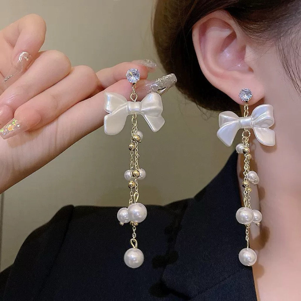Anting-anting pita putih elegant panjang Earrings ribbon