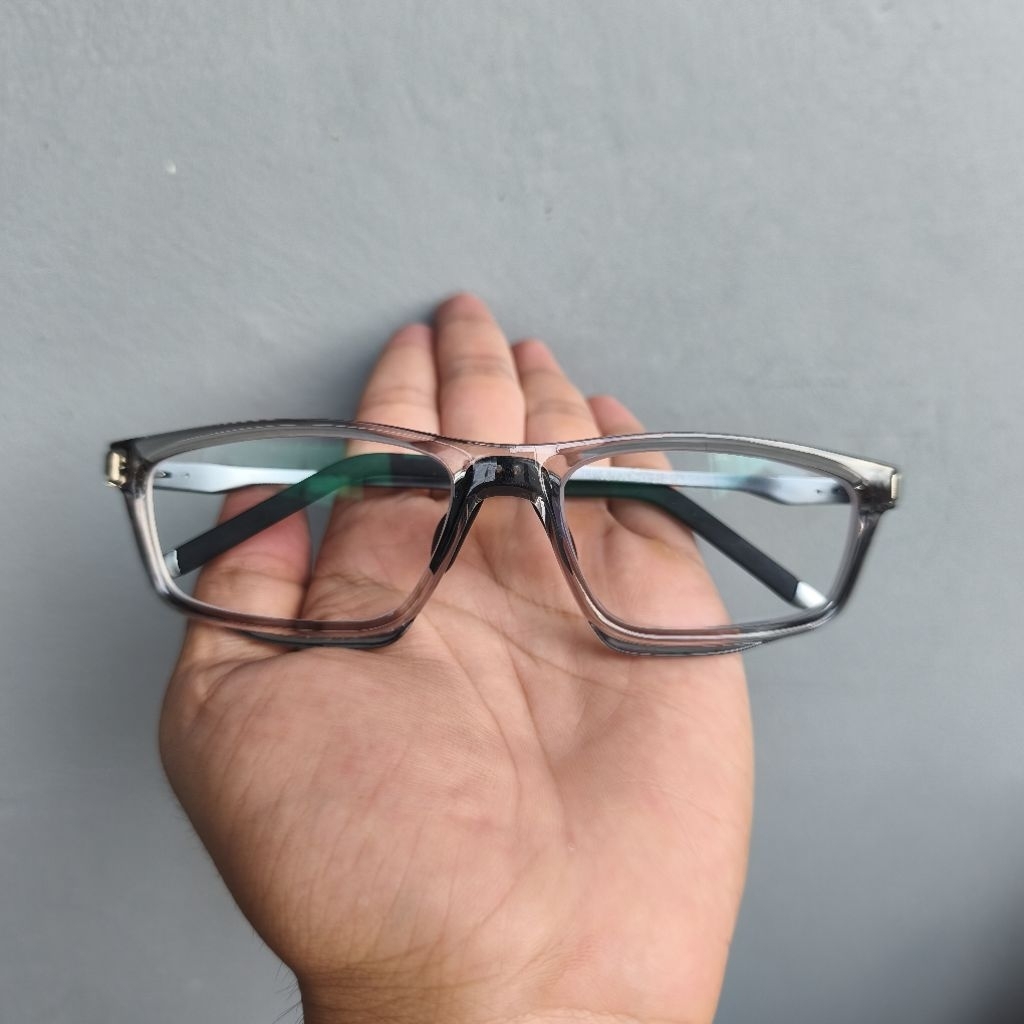 FRAME KACAMATA MIRIP OAKLEY BEKAS SECOND