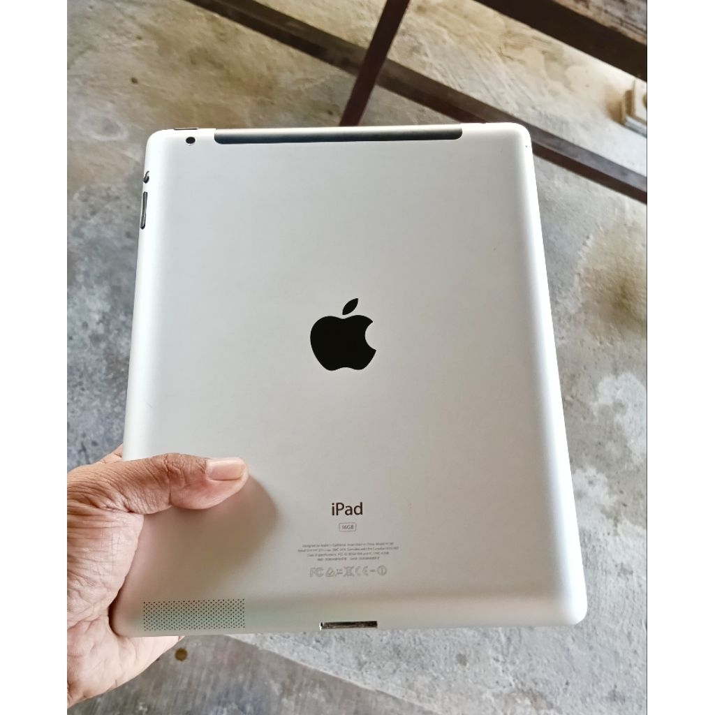 iPad 2 minus logo itunes