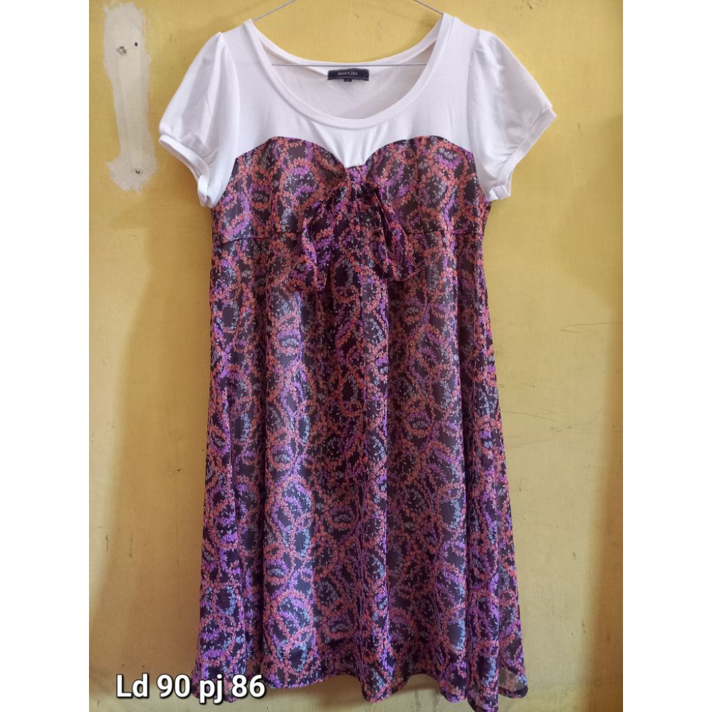 Preloved mini dress pita