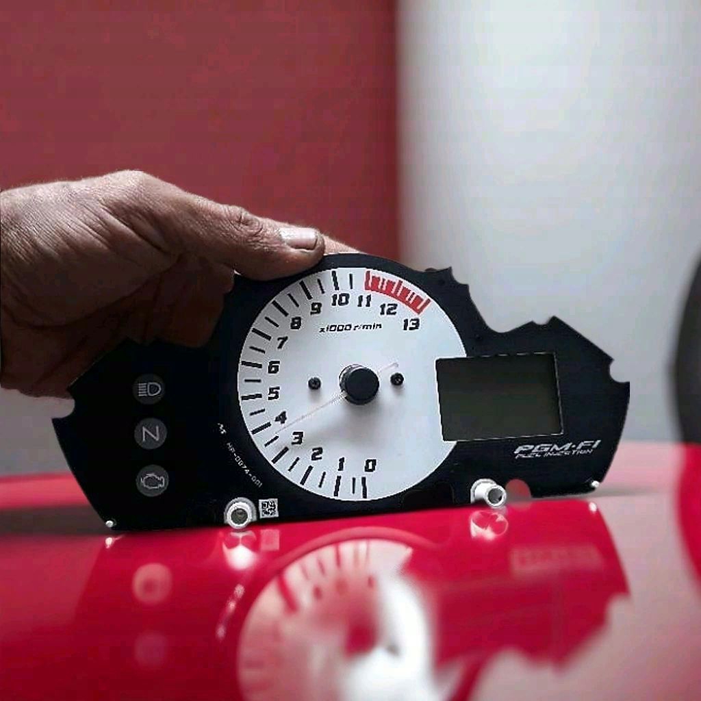 polaris polarizer polariser LCD digital speedometer Cb 150 r old