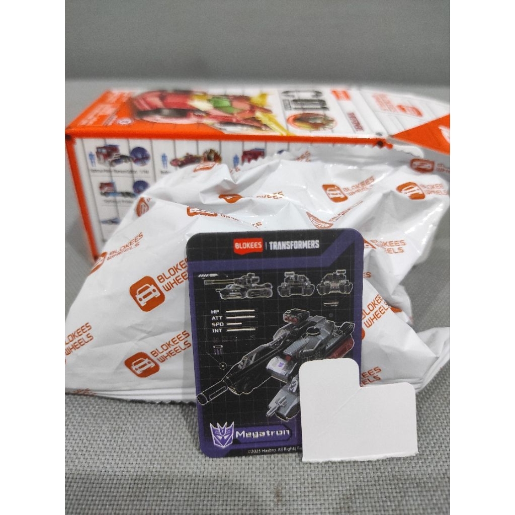 Blokees Wheels C01 - Megatron
