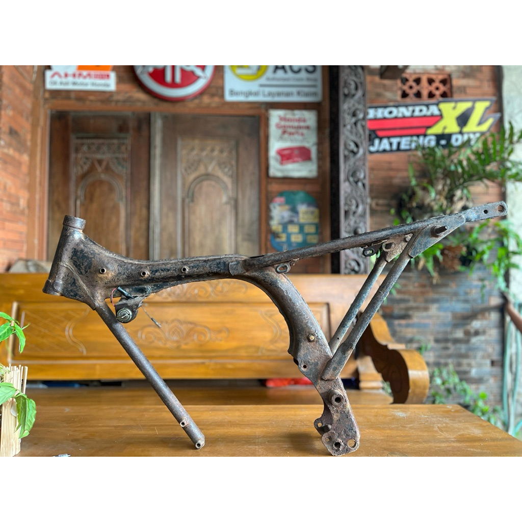 Frame Sasis Rangka CB K0 K1 K2 Utuh Original Ori Rangka CB100 K0 K1 K2 Original
