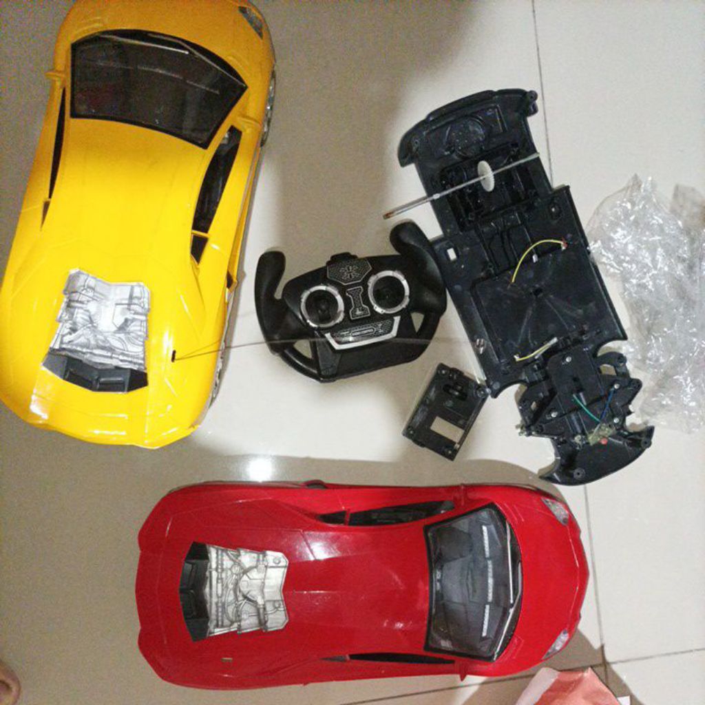 Mainan Mobil Remote Control Lamborghini RC/12  ukuran besar mati anggap bahan
