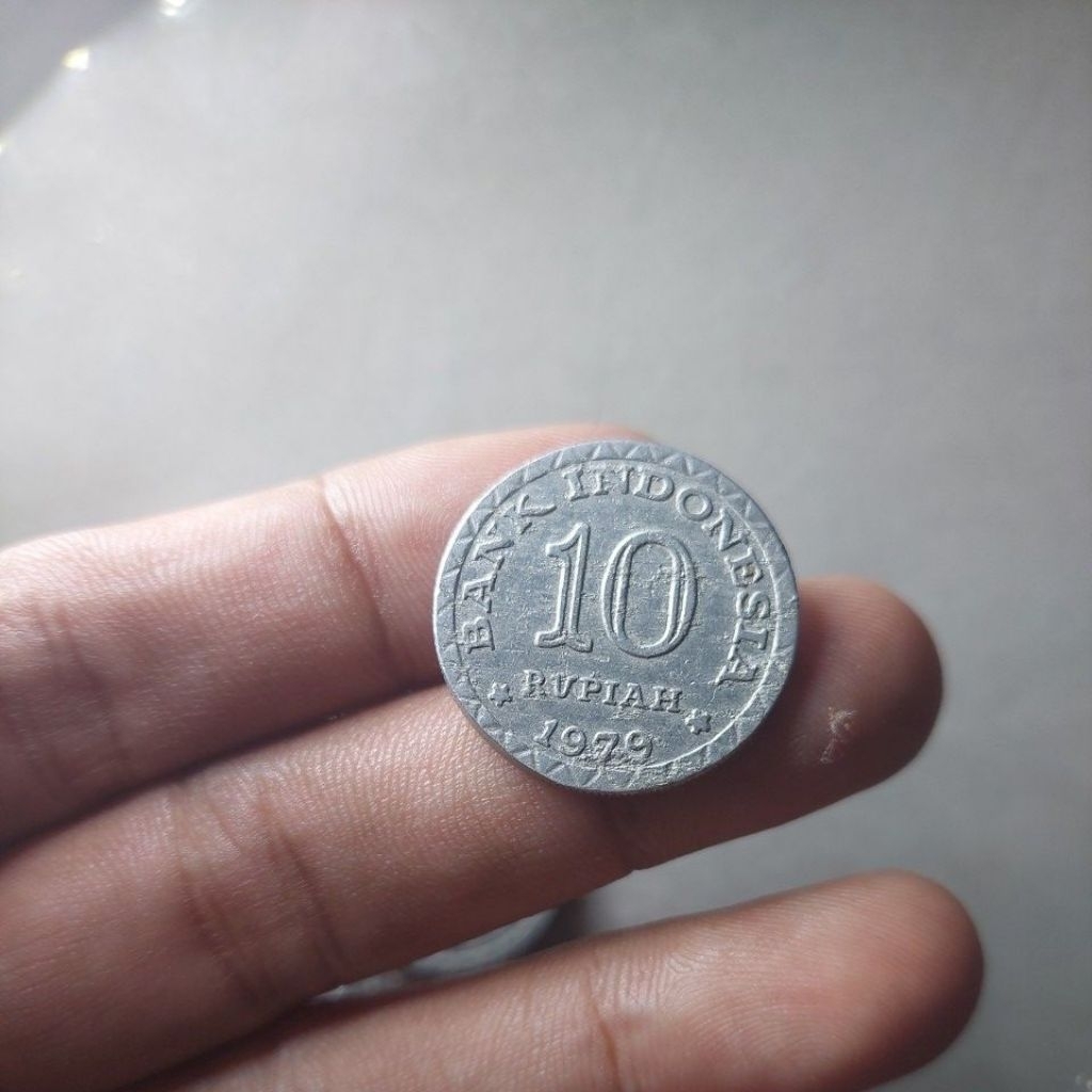 1 keping 10 rupiah 1979.