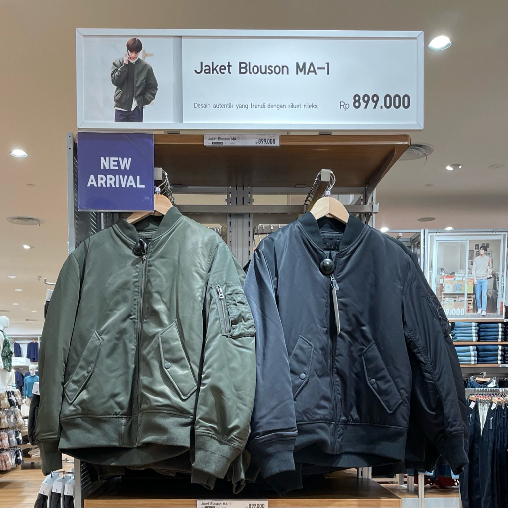 Jaket Uniqlo Blouson MA-1 Bomber Green M