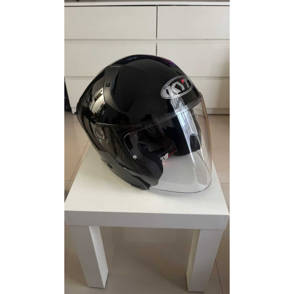 Helm KYT TTR JET second