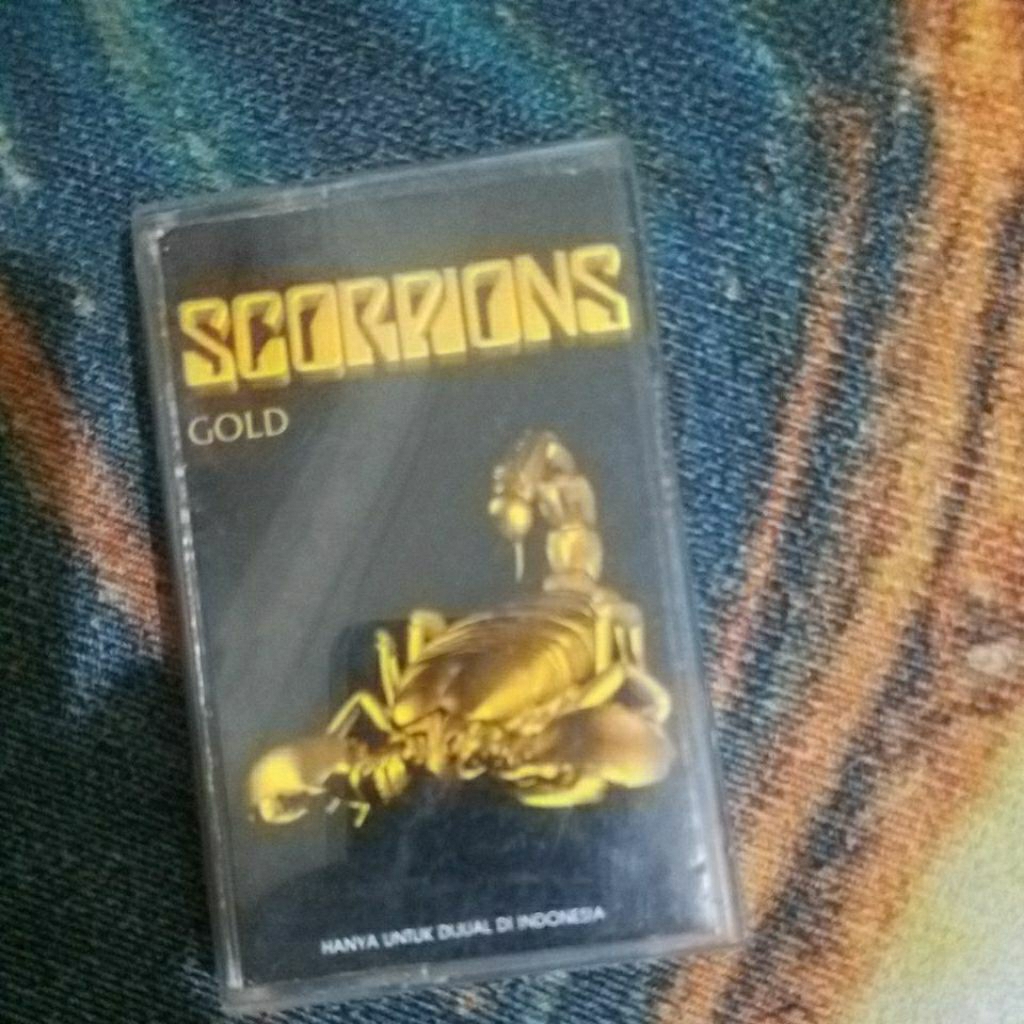 kaset pita scorpions gold