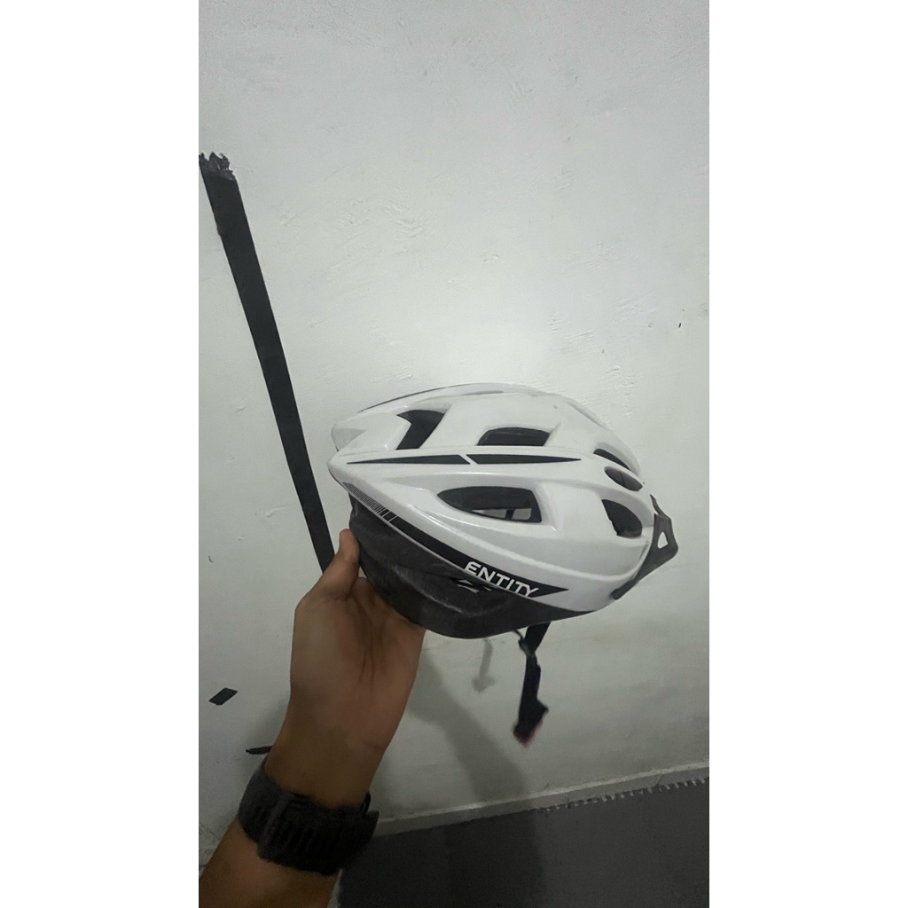 helm entity size l putih