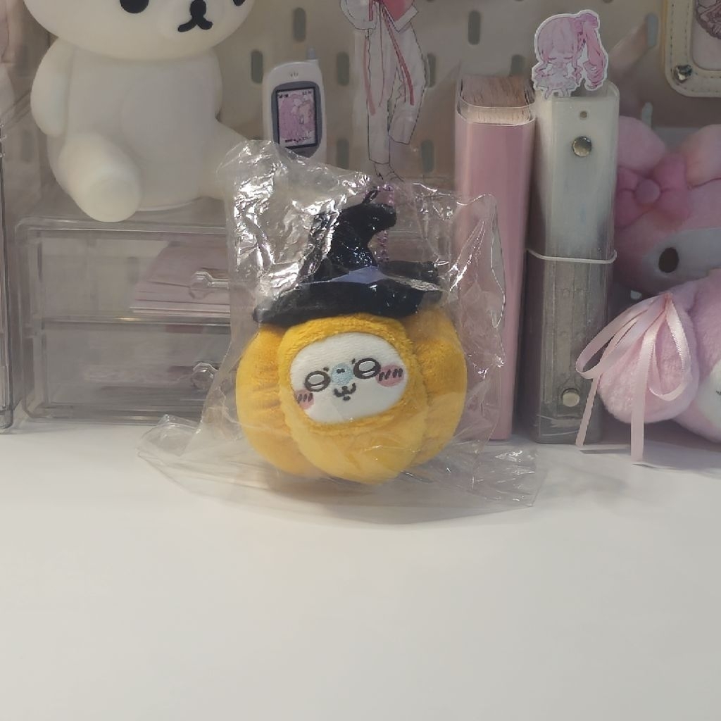 Chiikawa Momonga Pumpkin Doll