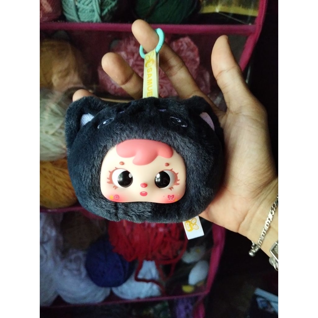Preloved bag charm hitam samuel