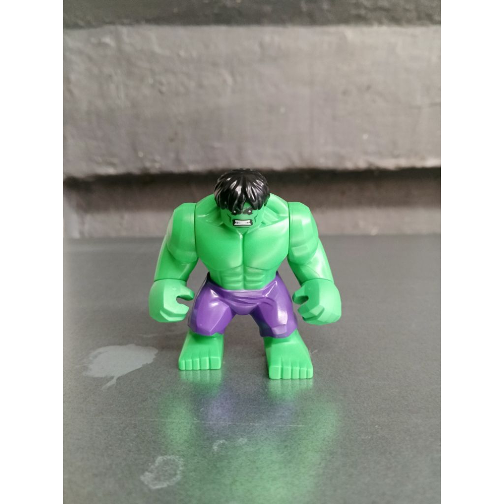Lego minifigure Hulk