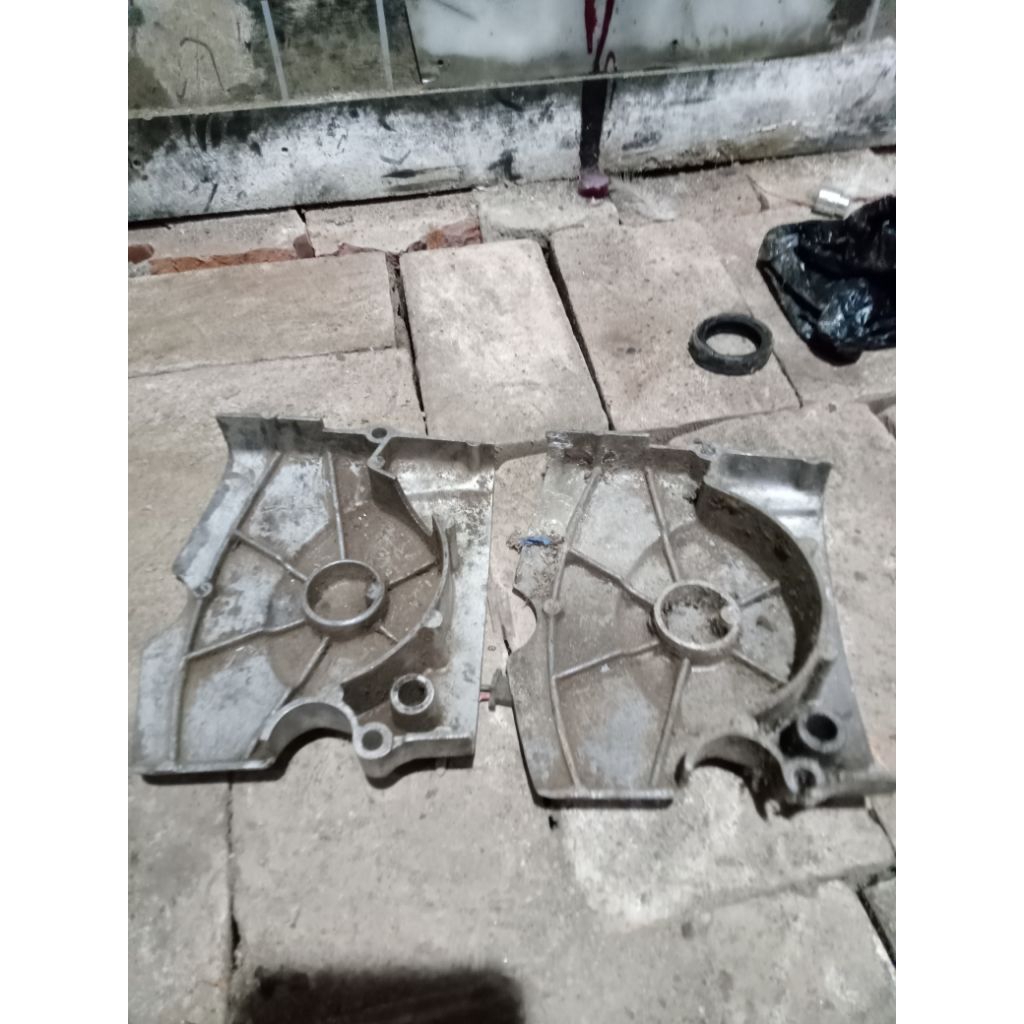 tutup rantai original cb100