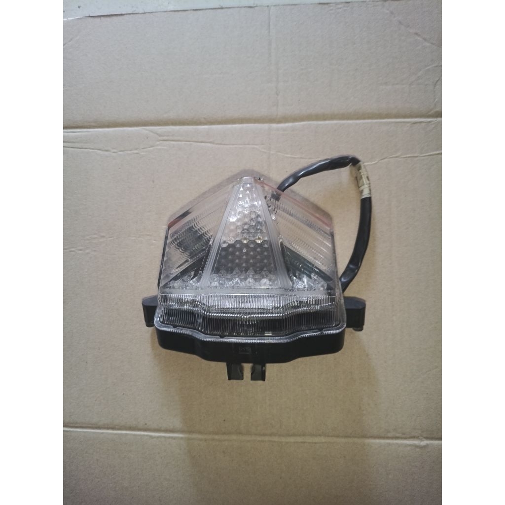Lampu belakang stoplamp CBR 150r k45g k45n facelift