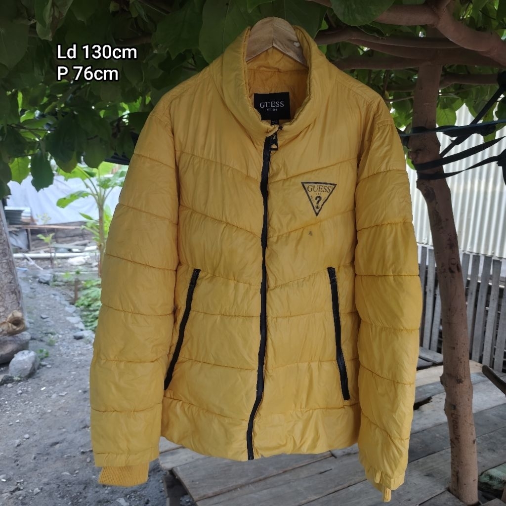 Jacket gelembung guess