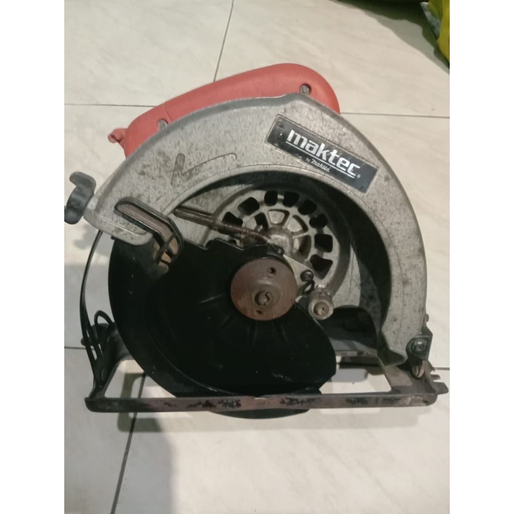 serkel pemotong kayu bekas merk maktec normal semoa siap pakai bunyi halus