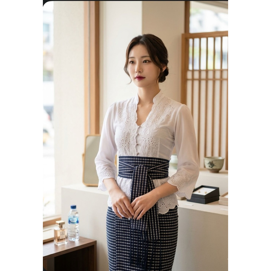 KEBAYA JADI KANCING MUTIARA KERAH