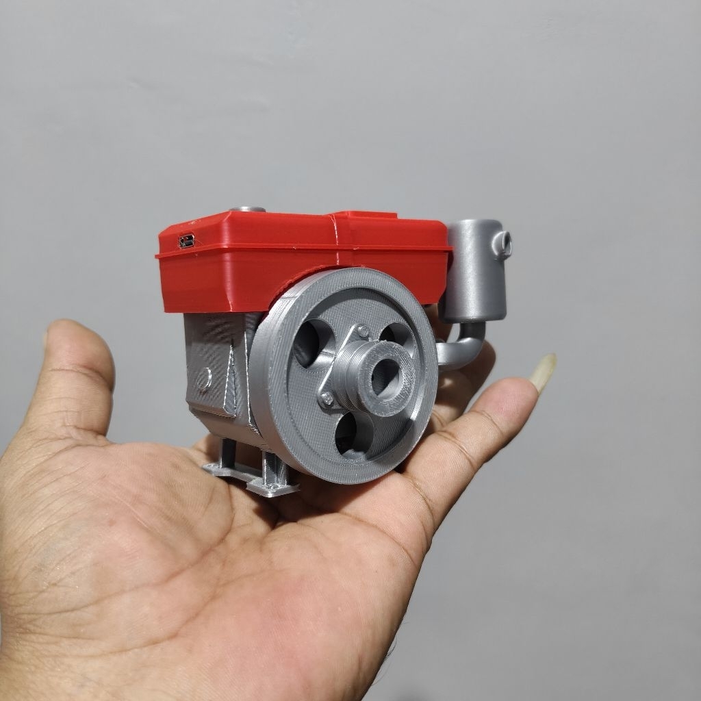 Miniatur mesin diesel bisa berputar bisa di cas usb 5v
