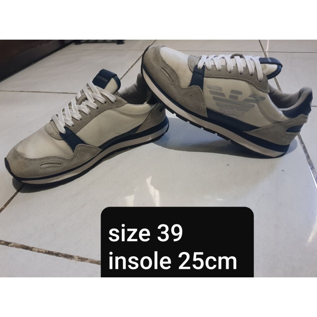 SepatuSneakerSportEmporioArmani