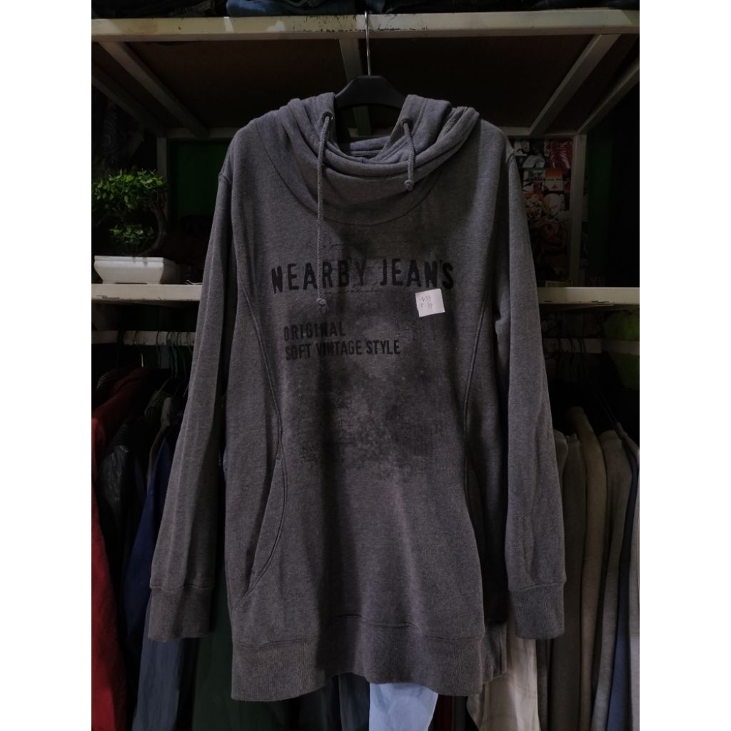 Tunik Hoodie nearby jeans