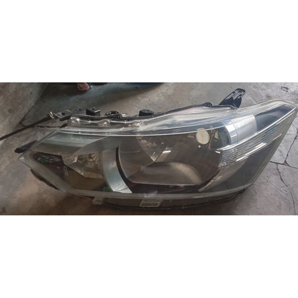 Original Headlamp vios gen 3
