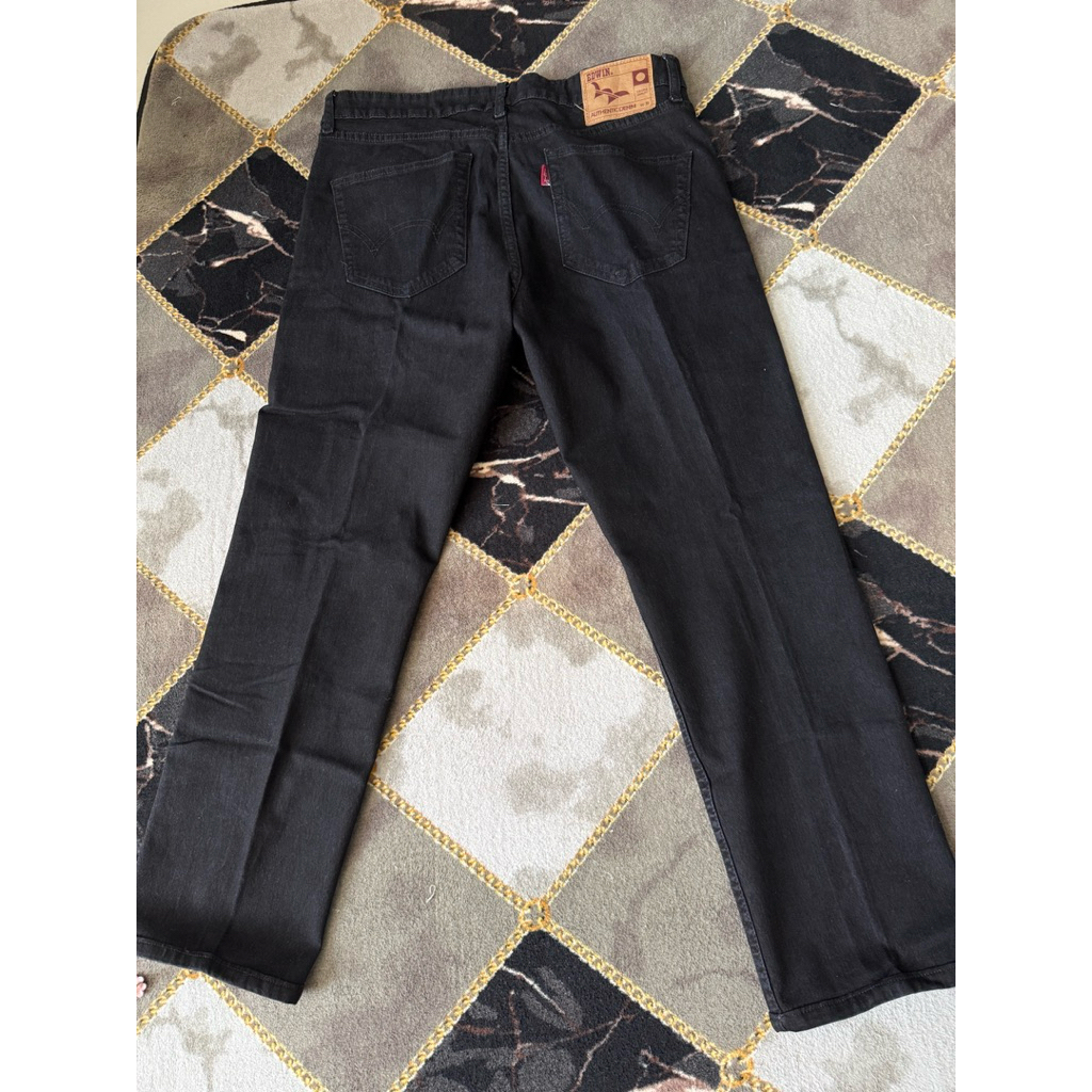 Preloved (like new) celana jeans pria merk Edwin Reguler Fit 801 Black