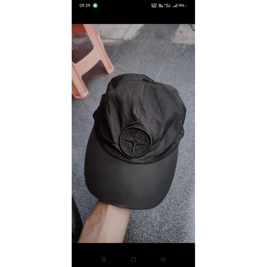 Topi stone island nylon