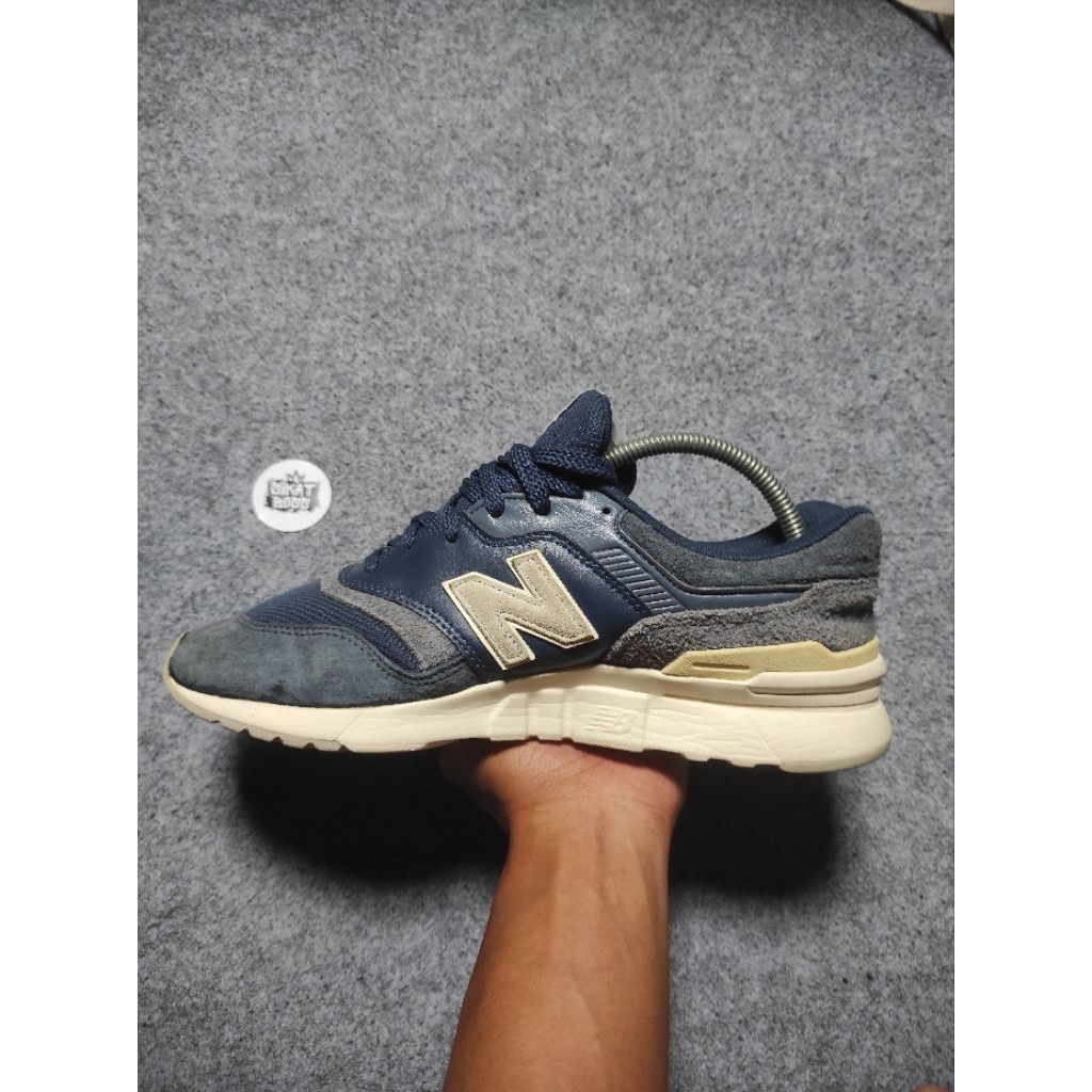Sepatu New balance997H