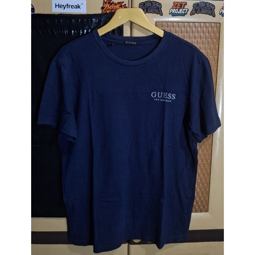 Tshirt / Kaos Guess - Bekas Second