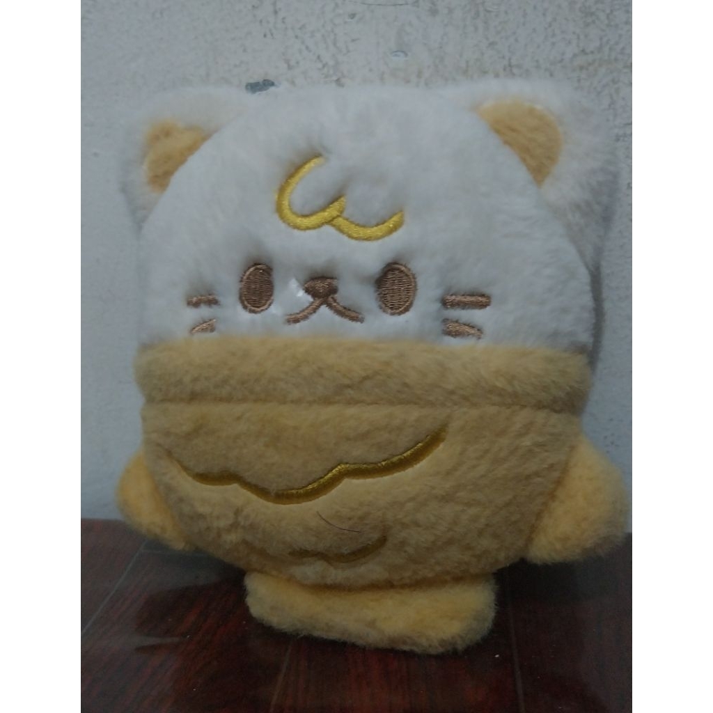 preloved boneka kucing