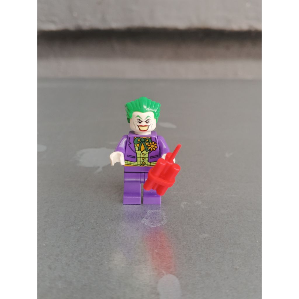Lego minifigure Joker