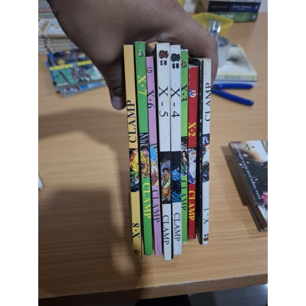 Komik X clamp 1-8