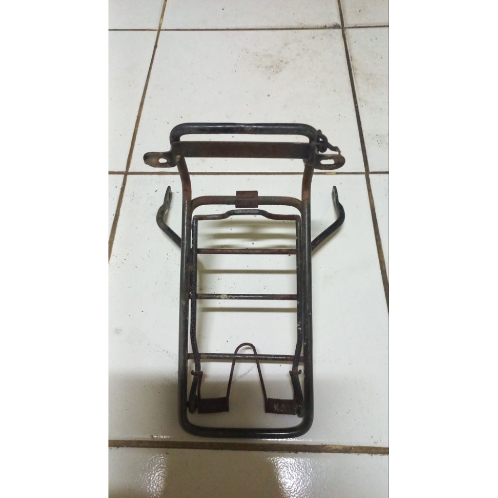 Keranjang jepit Bravo/RC100 (Original)